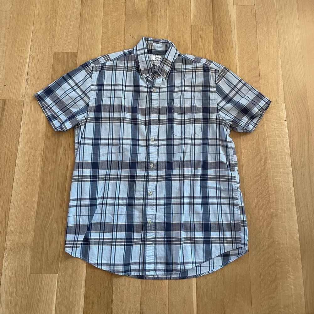 Men’s plaid polo shirt